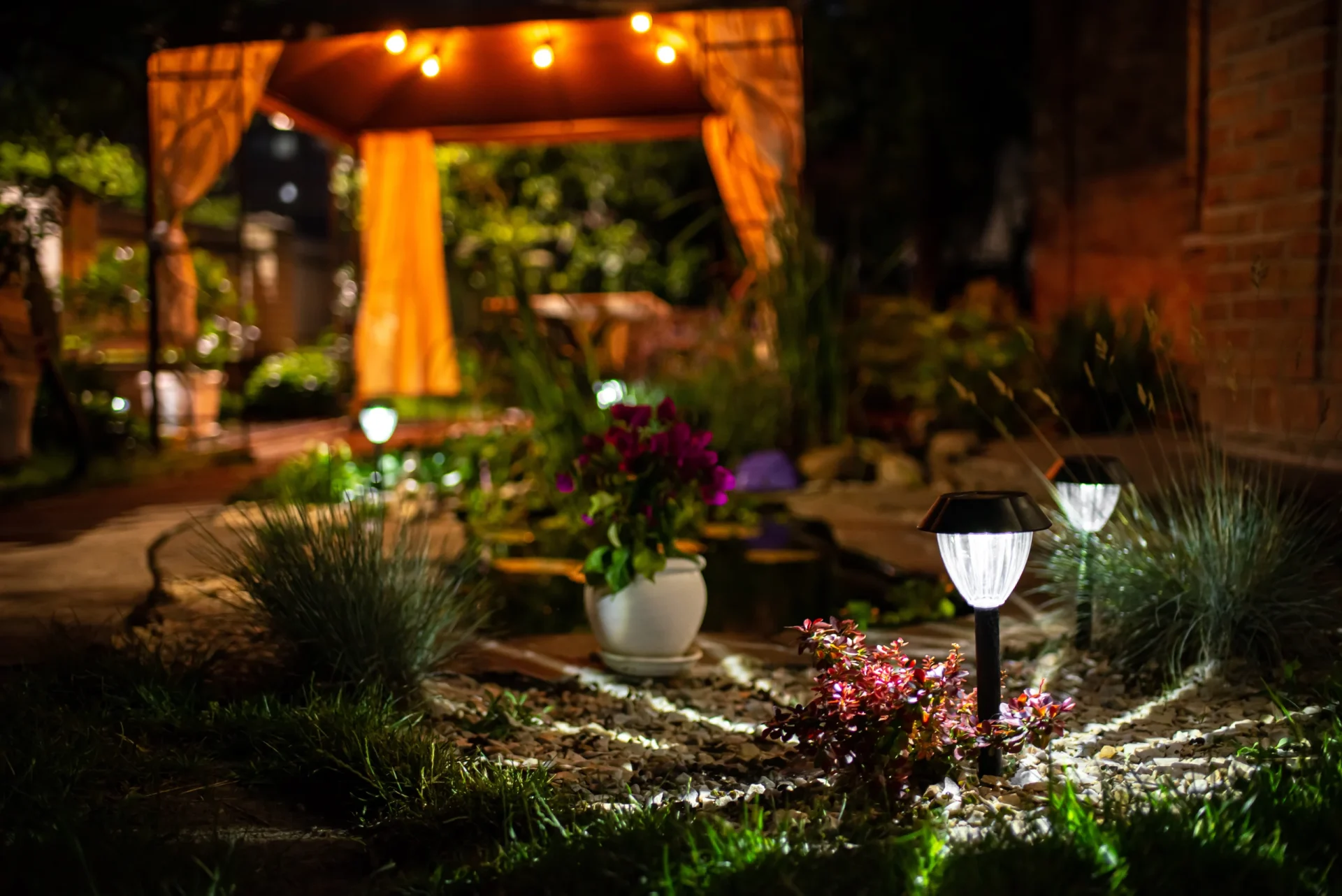 lanterns to illuminate garden